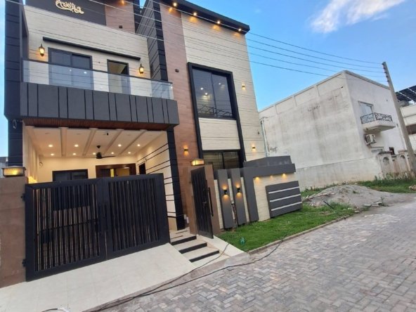 6 marla house for sale in diamond city sialkot